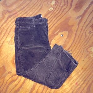 🌸5/$20 Levi’s 501 Frayed Corduroys